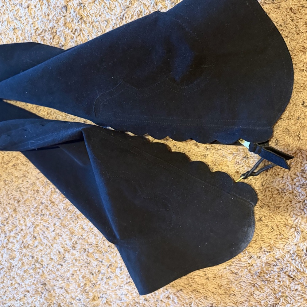 Hobby Horse Black Ultrasuede Scalloped Show Chaps - Picture 10 of 11